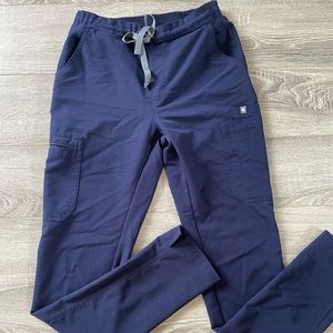 Figs yola skinny scrub pants